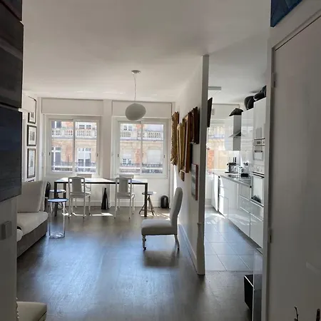 Spacieux Et Cosy Champs Elysees Arc De Triomphe Apartment