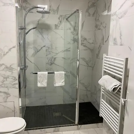 Spacieux Et Cosy Champs Elysees Arc De Triomphe Appartement
